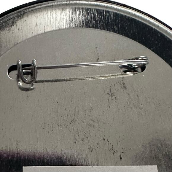 Vintage Walt Disney MIGHTY DUCKS Pinback Button The Walt Disney Company ￼ - Picture 5 of 8